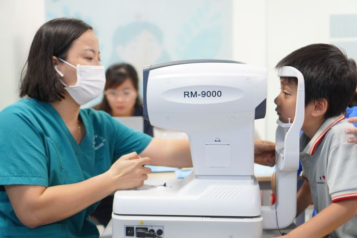 HỆ THỐNG GIÁO DỤC ALPHA TỔ CHỨC KHÁM SỨC KHỎE CHO HỌC SINH 4 news 0.194399001730449794
