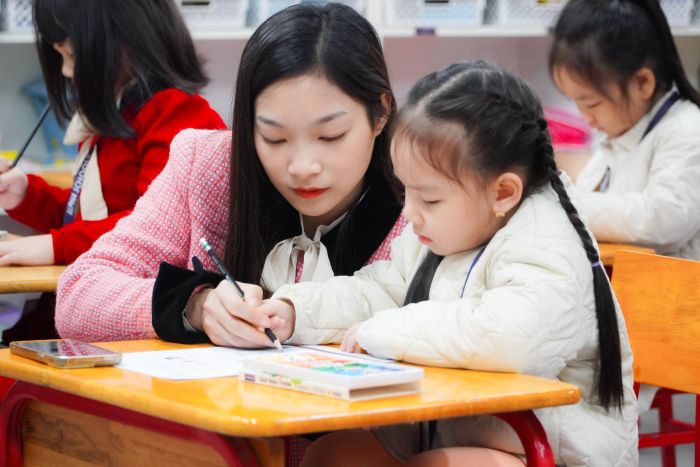 RỘN RÀNG KHÔNG KHÍ TUYỂN SINH TẠI ALPHA SCHOOL 7 news 0.237969001735529660
