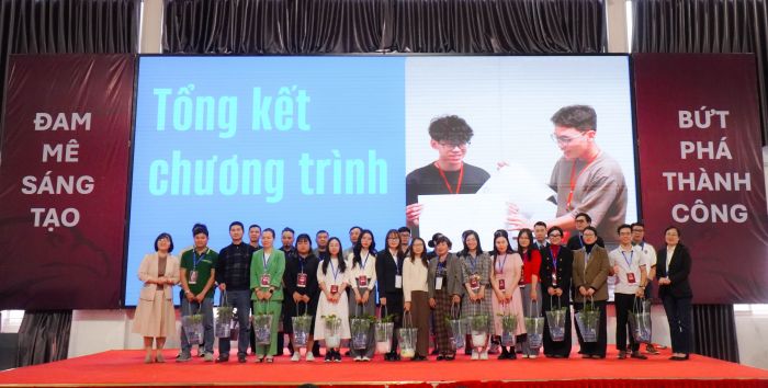 31 CHUYÊN GIA VÀ NGHỆ NHÂN ĐỒNG HÀNH CÙNG HỌC SINH ALPHA TRONG CHƯƠNG TRÌNH CAREER FAIR DAY 2024- 2025 9 news 0.782254001736395416